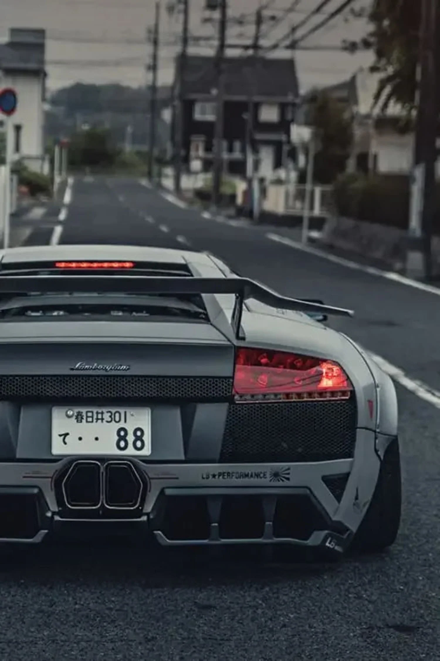 Lamborghini Sports Car | Speed & Style Racing - Image 4