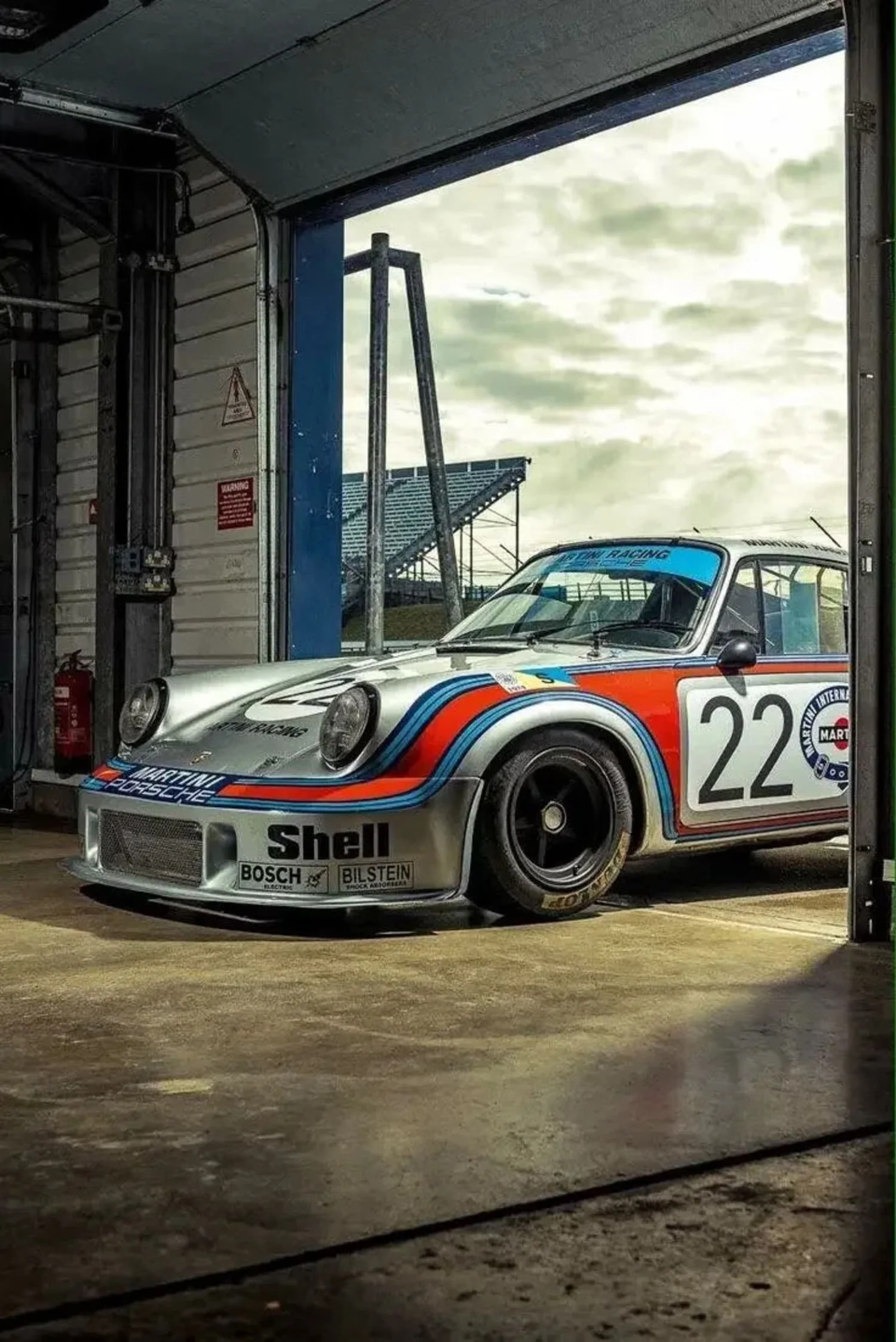 Martini Porsche 911 | Vintage Racing Car - Image 4
