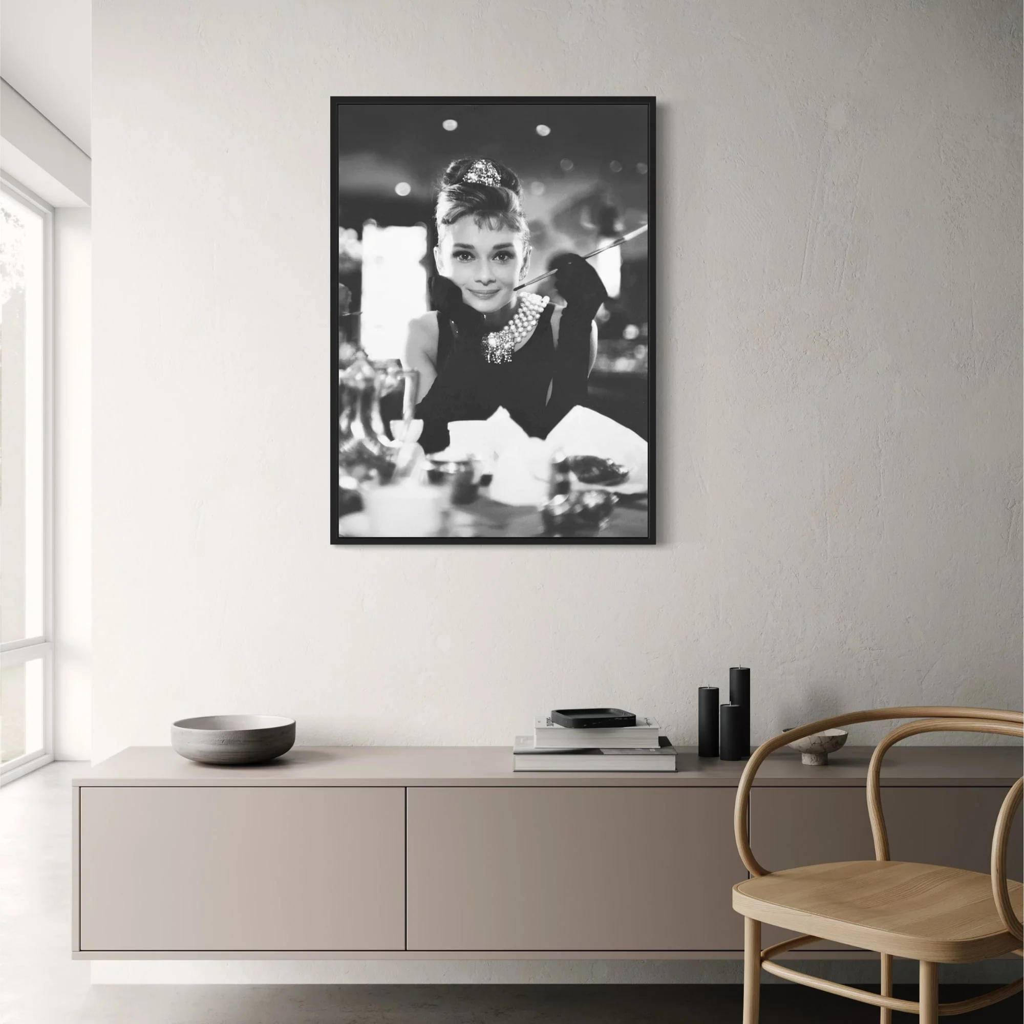 Audrey Hepburn | Breakfast at Tiffany's | Vintage Film Decor - Image 2