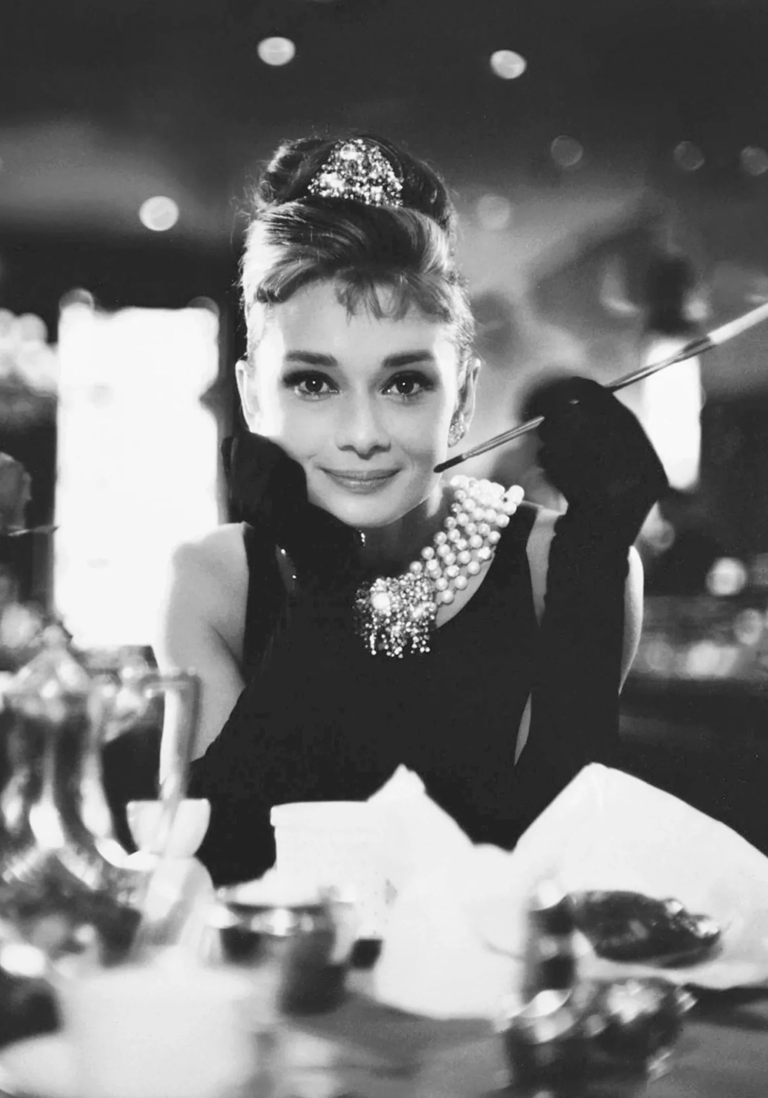 Audrey Hepburn | Breakfast at Tiffany's | Vintage Film Decor - Image 4