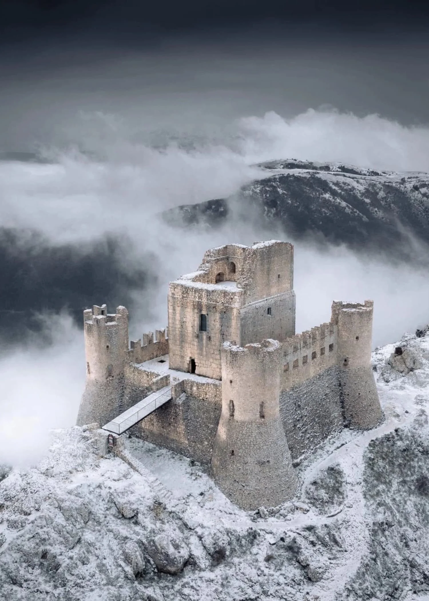 Majestic Rocca Calascio | Italy's Iconic Castle - Image 4