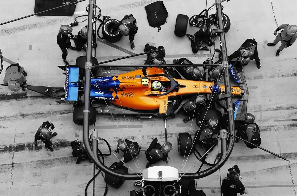 McLaren 2018 Pitstop | Fernando Alonso