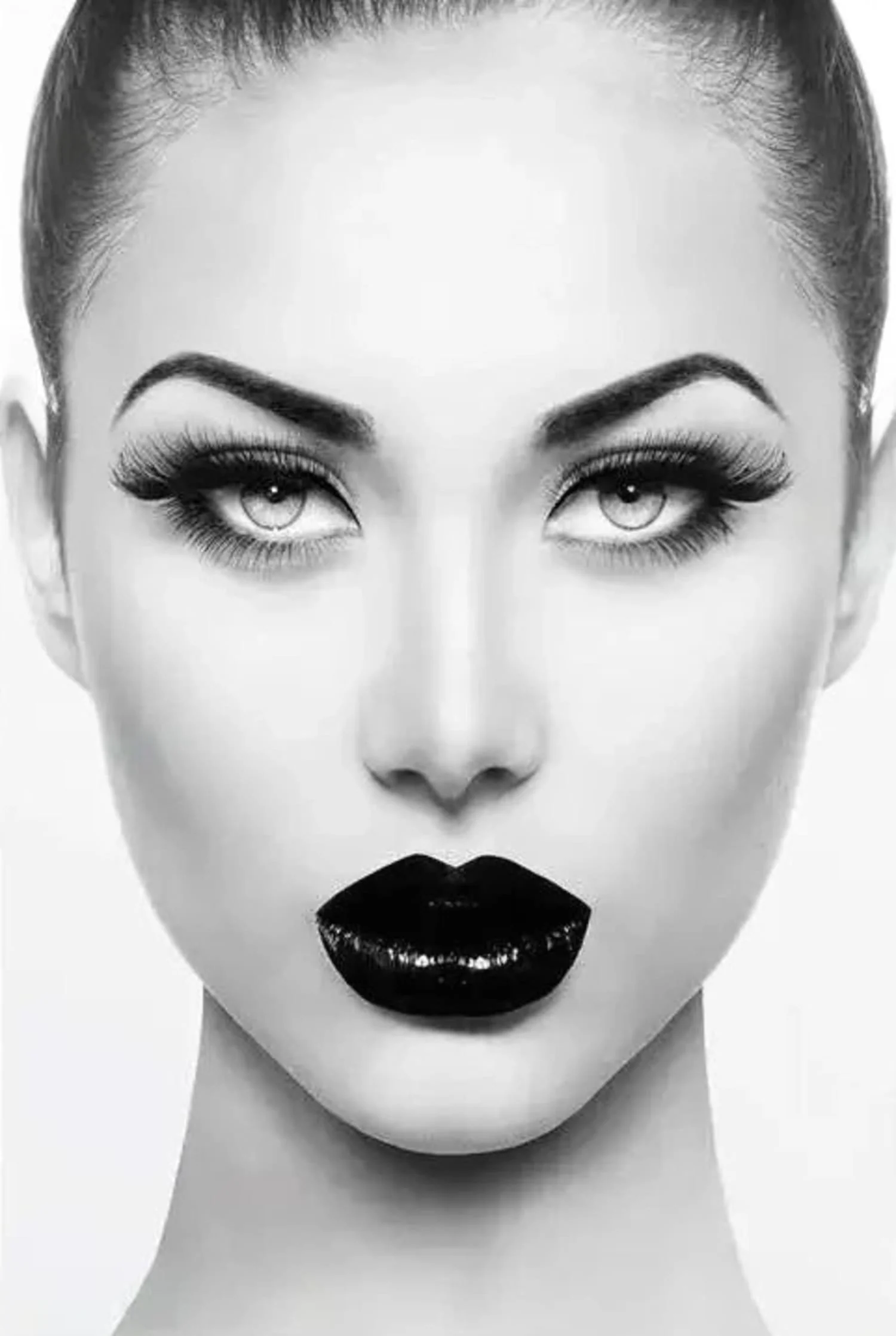 Silhouettes of Paris | Black & White | Fashion Legend - Image 4