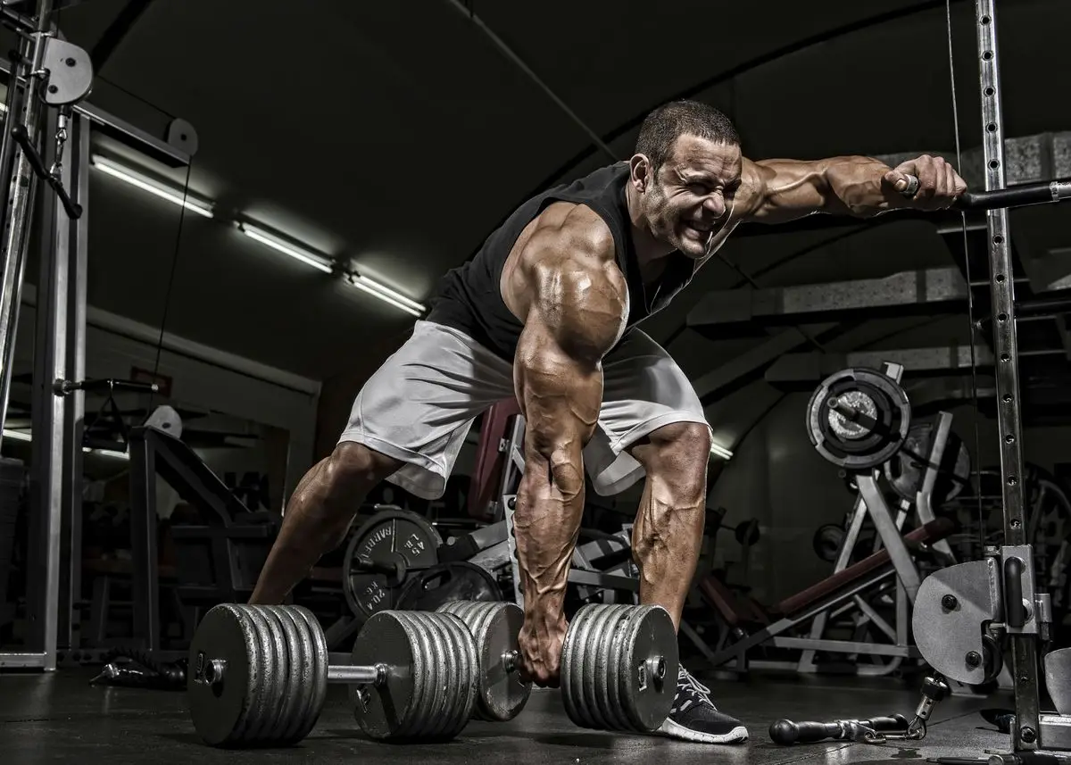 Bodybuilding | Motivational Quote | Single-Arm Dumbbell Row