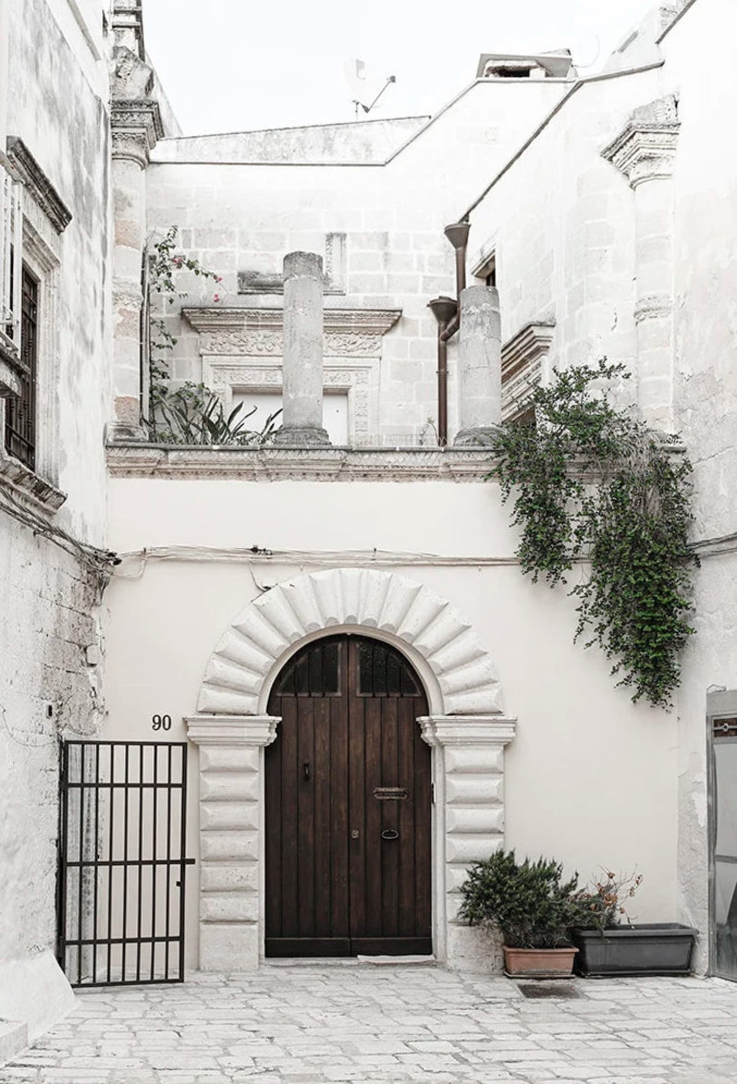 Olive Garden Courtyard | Serene Italy Scene - Image 4